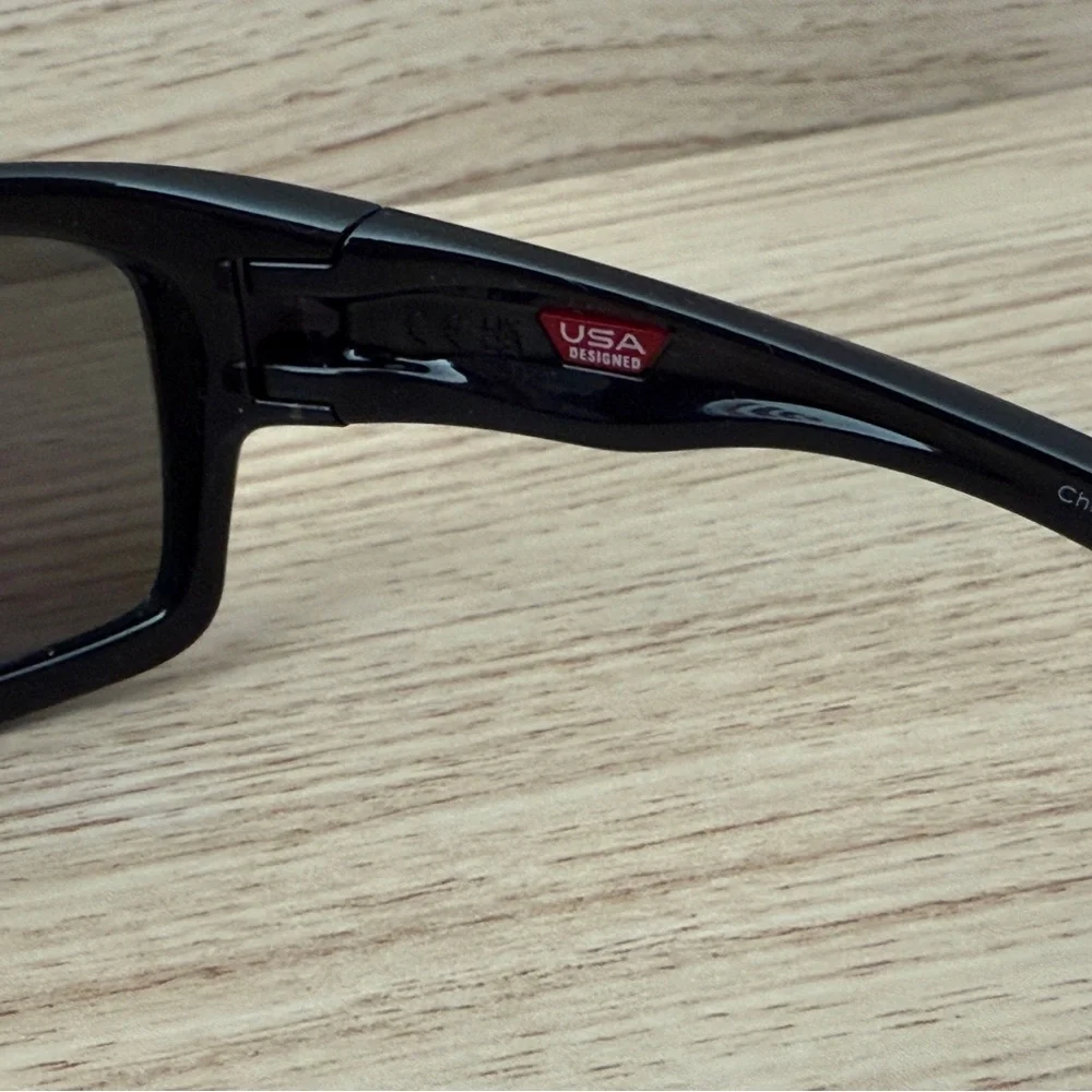 Oakley Canteen polarized sunglasses